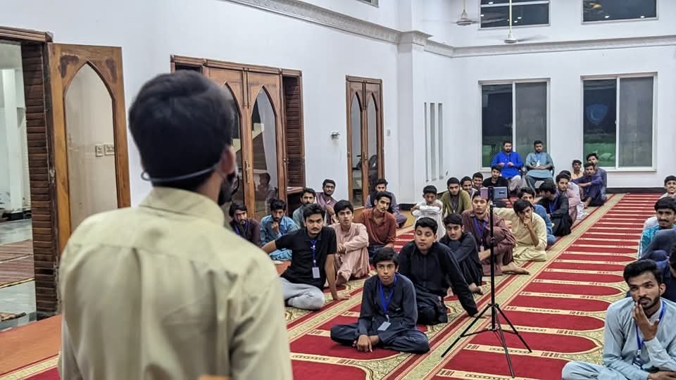 Building Strong Islamic Communities